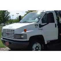 Hood GMC C5500 LKQ Thompson Motors - Wykoff