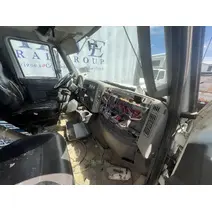 Cab INTERNATIONAL 4400 DTI Trucks