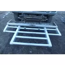 Grille INTERNATIONAL 9900I Sam's Riverside Truck Parts Inc