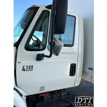 Cab INTERNATIONAL 4300 DTI Trucks