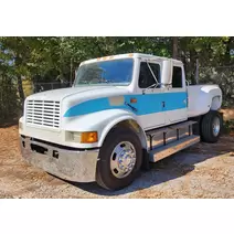 Complete Vehicle INTERNATIONAL 4700 Forest Park Tractor &amp; Trailer