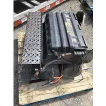 Battery Box INTERNATIONAL 7400
