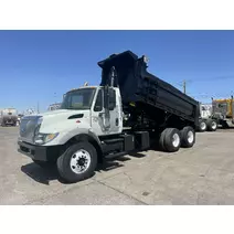 Vehicle For Sale INTERNATIONAL 7400