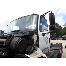 Cab INTERNATIONAL 8600 LKQ Heavy Truck - Tampa