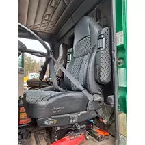 Seat, Front INTERNATIONAL 9200 LKQ Evans Heavy Truck Parts