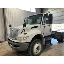 Cab Assembly International DURASTAR (4400)