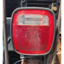 Tail Lamp International F-2554 Complete Recycling