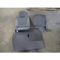 SEAT, FRONT ISUZU NQR