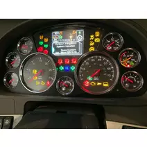 Instrument-Cluster Kenworth T680