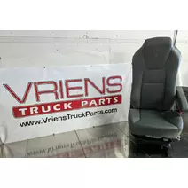 Seat, Front KENWORTH T680 Vriens Truck Parts