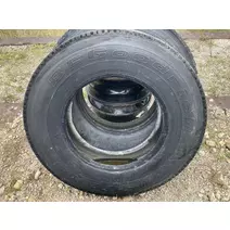 Tires Kenworth T680