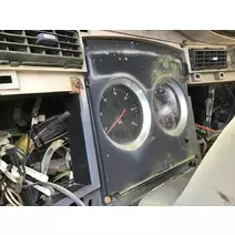 GAUGE CLUSTER KENWORTH T800B