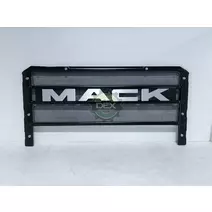 Grille Mack -