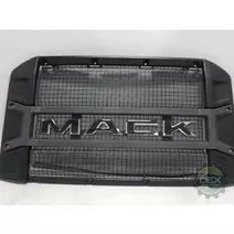 Grille Mack -