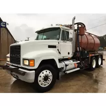 Complete Vehicle MACK CH 613