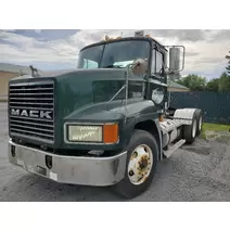 COMPLETE VEHICLE MACK CH613