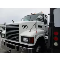 WHOLE TRUCK FOR RESALE MACK CHU613