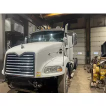 Complete Vehicle MACK CXN613 2679707 Ontario Inc