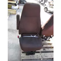 SEAT, FRONT MACK CXU612