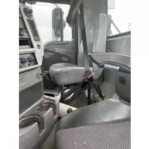 Seat, Front MACK CXU613 LKQ Geiger Truck Parts