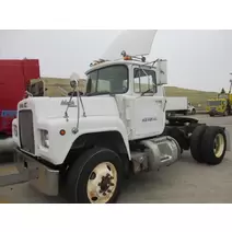 WHOLE TRUCK FOR RESALE MACK R688