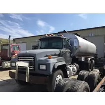 Complete Vehicle MACK RD600 LKQ Heavy Truck - Goodys