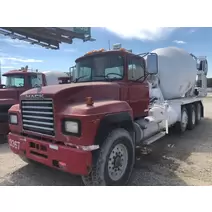 Truck Mack RD600