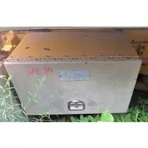 Tool Box MACK RD688S Sam's Riverside Truck Parts Inc