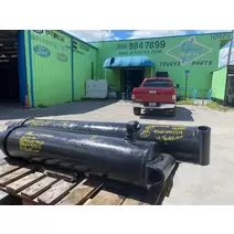 Hydraulic Piston/Cylinder MCI 102A3 INTERCITY