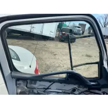 Windshield Glass Mitsubishi FEC92S Complete Recycling