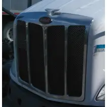 Grille PETERBILT 579 2012-2022 (1813) LKQ Heavy Truck - Tampa