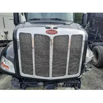 Grille PETERBILT 579 2012-2022 (1812) LKQ Heavy Truck - Maryland