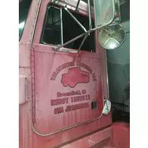 DOOR ASSEMBLY, FRONT PETERBILT 377