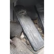 Brake/Clutch Pedal Box PETERBILT 386