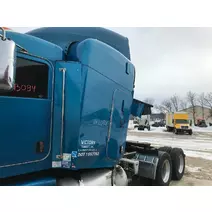 Sleeper Peterbilt 386