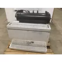 Battery-Box Peterbilt 387