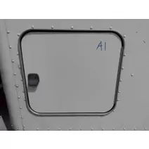 Door%2C-Compartment Peterbilt 389