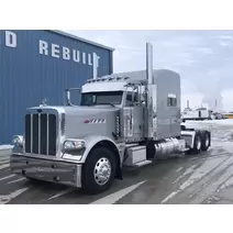 Truck Peterbilt 389