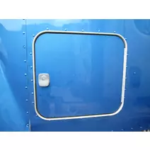 DOOR, COMPARTMENT PETERBILT 579