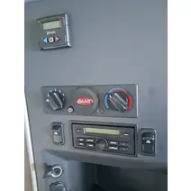 TEMPERATURE CONTROL PETERBILT 579