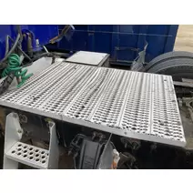 Deckplate Peterbilt 587