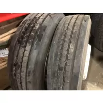 Tire and Rim Pilot 19.5 STEEL