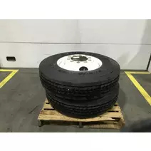 Tire and Rim Pilot 22.5 STEEL