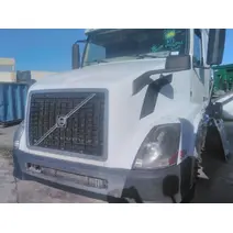 Hood VOLVO VNL 2004-2018 (1813) LKQ Heavy Truck - Tampa