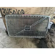 Grille VOLVO  Custom Truck One Source