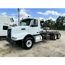 Complete Vehicle VOLVO VHD B &amp; W  Truck Center