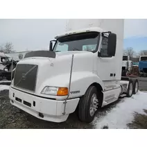 Complete Vehicle VOLVO VNL 64T WM. Cohen &amp; Sons