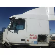 Cab Clip VOLVO VNL