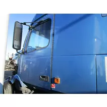 Door Assembly, Front VOLVO VNL