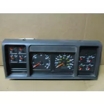 GAUGE CLUSTER VOLVO VNL